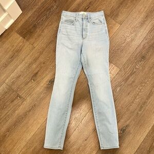 Universal threads high waisted skinny jeans